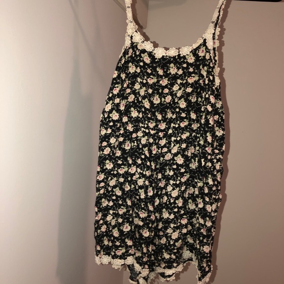 Romper - Picture 2 of 3